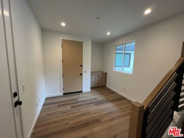 3832 N Emery Way, Los Angeles, CA 90065