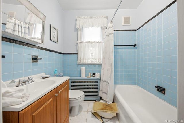 338 E 238th Street, Bronx, NY 10470