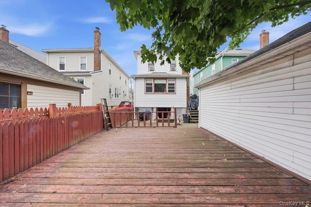 338 E 238th Street, Bronx, NY 10470
