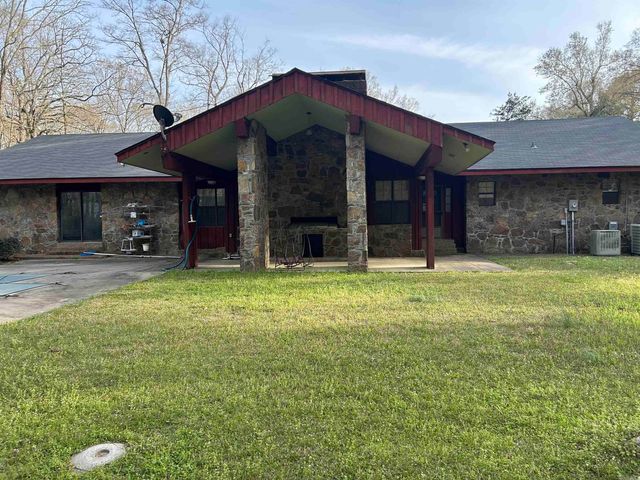 309 Ritchwood Drive, Pine Bluff, AR 71603