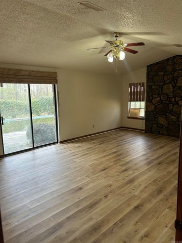 309 Ritchwood Drive, Pine Bluff, AR 71603