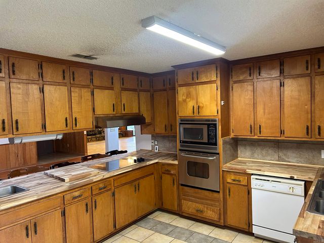 309 Ritchwood Drive, Pine Bluff, AR 71603