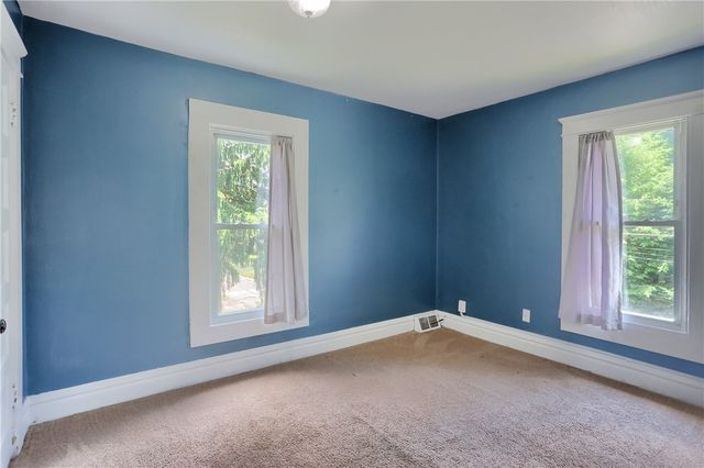 408 N Vine St, New Castle, PA 16101