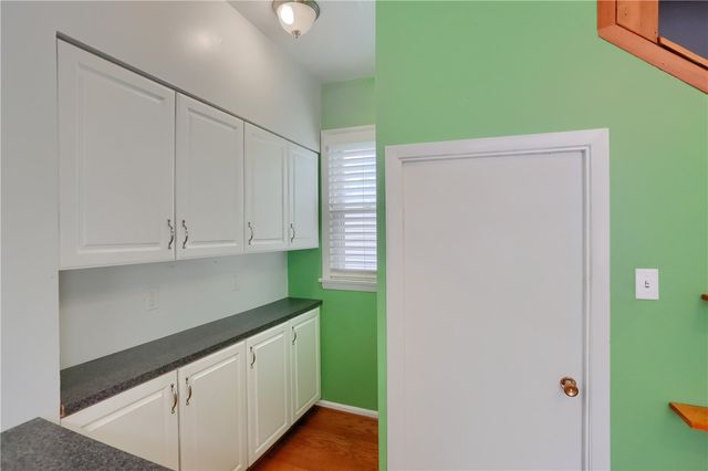 408 N Vine St, New Castle, PA 16101