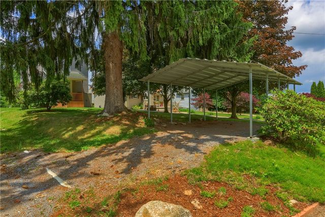 408 N Vine St, New Castle, PA 16101
