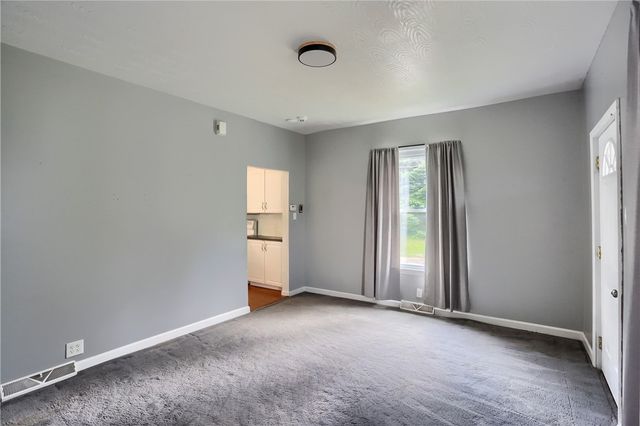 408 N Vine St, New Castle, PA 16101