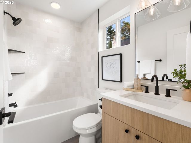 1911 Broadway St 5, Vancouver, WA 98663