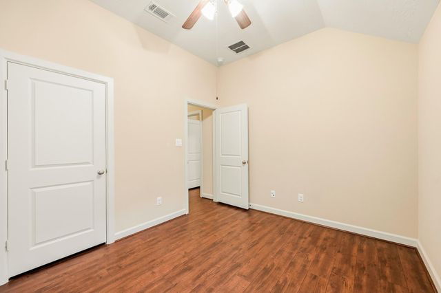 18315 E Willow Oak Bend Drive, Cypress, TX 77433