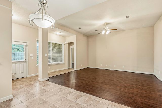 18315 E Willow Oak Bend Drive, Cypress, TX 77433