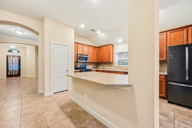 18315 E Willow Oak Bend Drive, Cypress, TX 77433