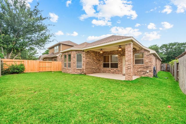 18315 E Willow Oak Bend Drive, Cypress, TX 77433