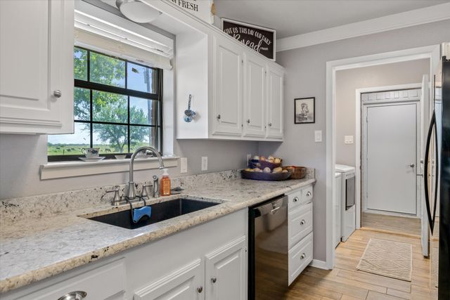 24289 State Highway 19, Canton, TX 75103