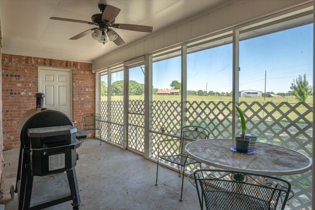 24289 State Highway 19, Canton, TX 75103