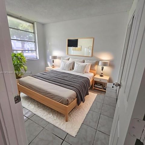 8700 N Sherman Cir 108, Miramar, FL 33025