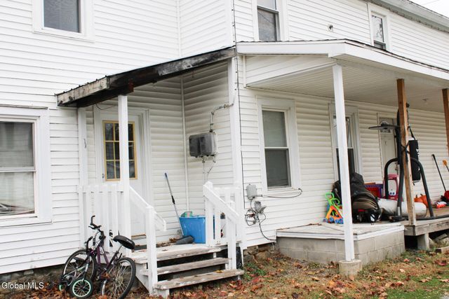 614 Palmer Avenue, Corinth, NY 12822