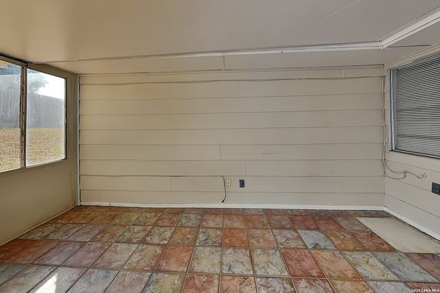13622 Oak Breeze, Universal City, TX 78148