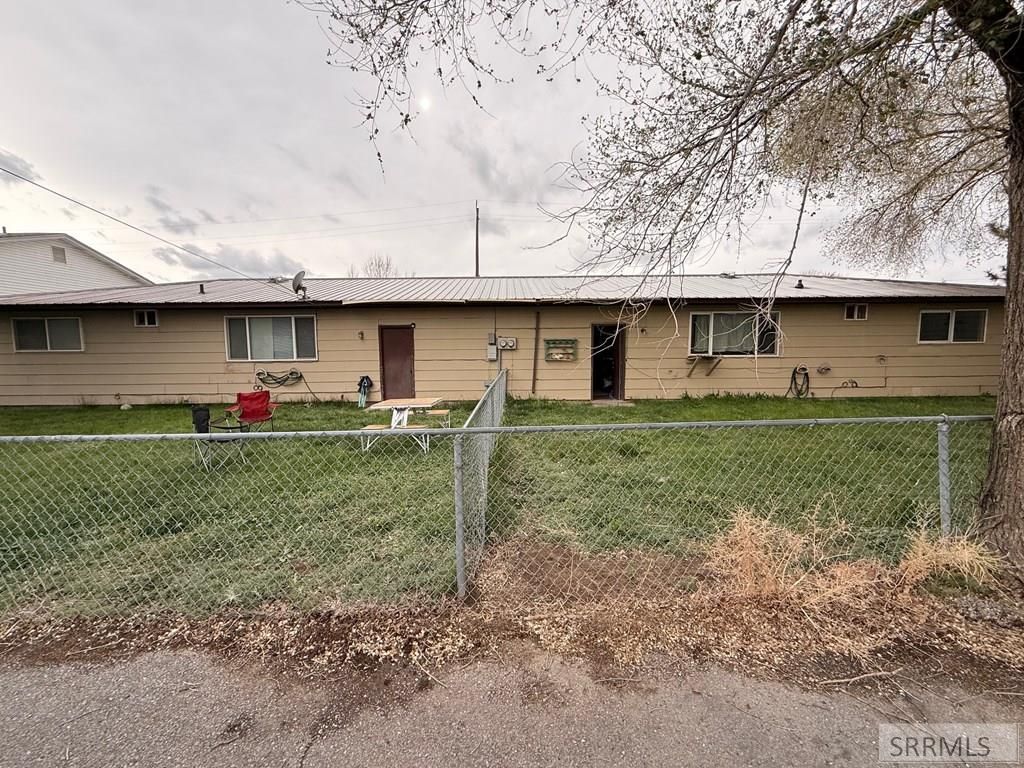 Image 8 of property listing at 1128 Mckinley Avenue # 1138, Pocatello, ID 83201