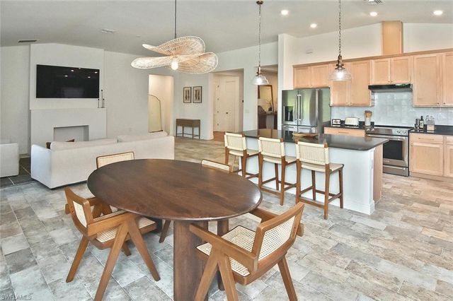 6688 Estero Bay DR, Fort Myers, FL 33908