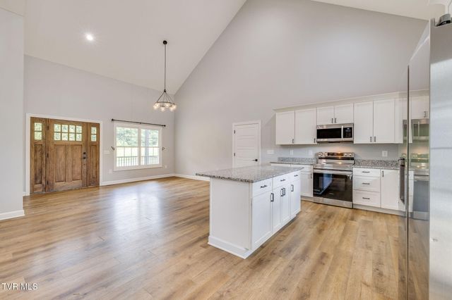 453 Wilbur Dam Road, Elizabethton, TN 37643