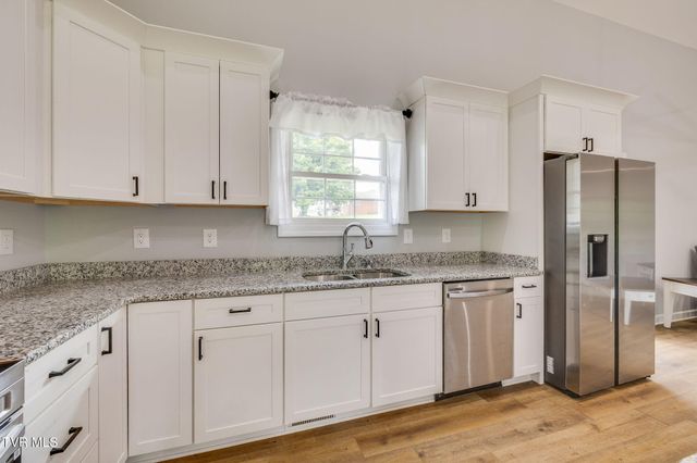 453 Wilbur Dam Road, Elizabethton, TN 37643