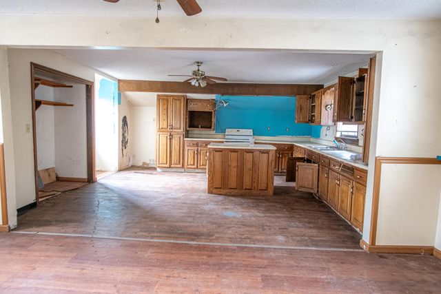 8957 Dayton Pike B, Soddy Daisy, TN 37379