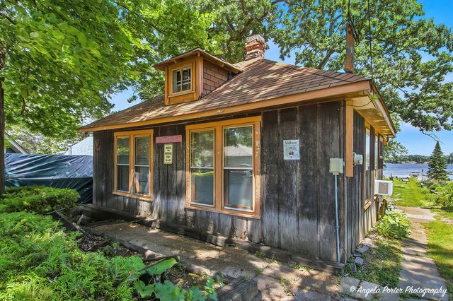 23100 W Villa Rica Road, Antioch, IL 60002