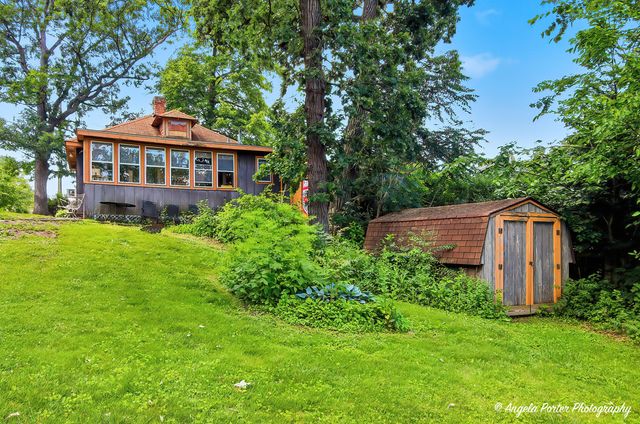 23100 W Villa Rica Road, Antioch, IL 60002