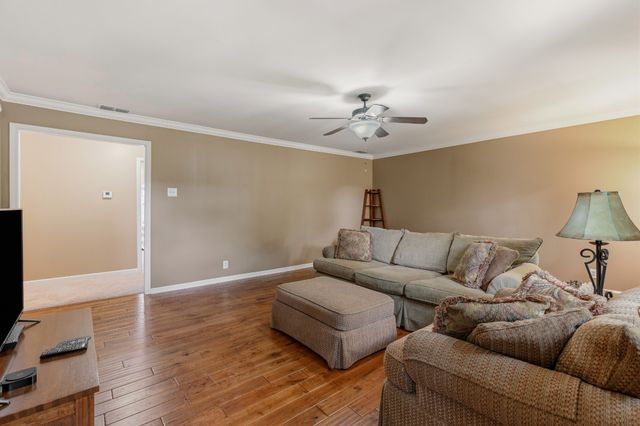 2150 Cason Ln, Murfreesboro, TN 37128
