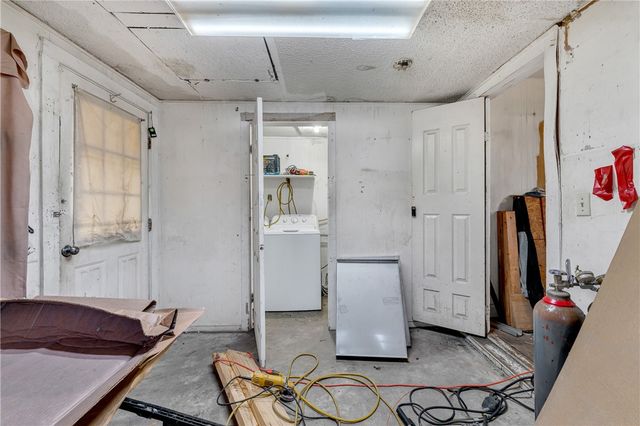 414 Ewalt Avenue, Springdale, AR 72764