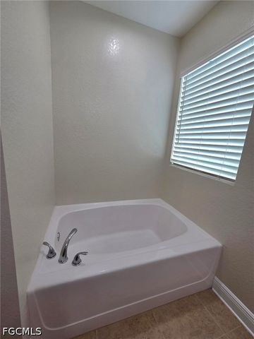 1104 NW 24TH AVE, Cape Coral, FL 33993