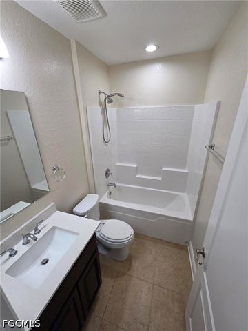 1104 NW 24TH AVE, Cape Coral, FL 33993