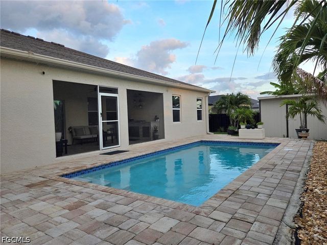 1104 NW 24TH AVE, Cape Coral, FL 33993