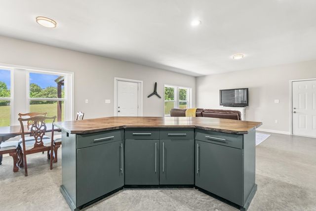 23 Jones Road, Sherwood, AR 72076