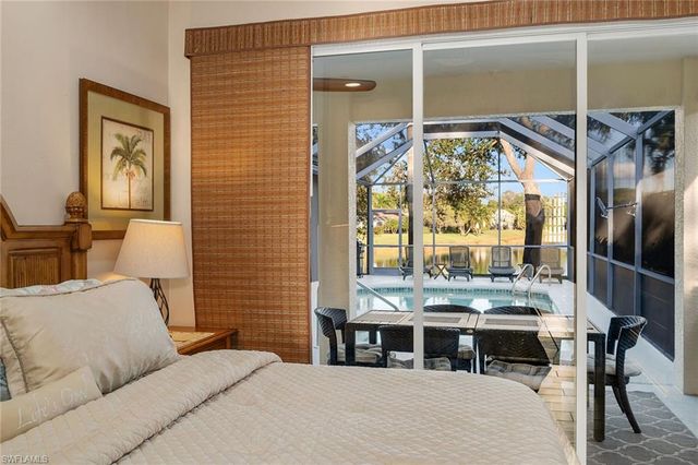 934 Marble DR, Naples, FL 34104