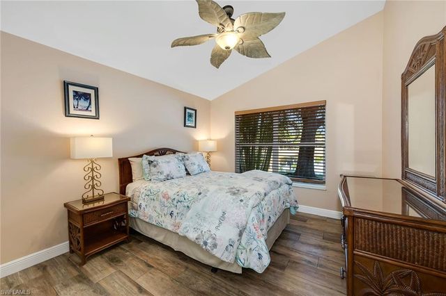 934 Marble DR, Naples, FL 34104