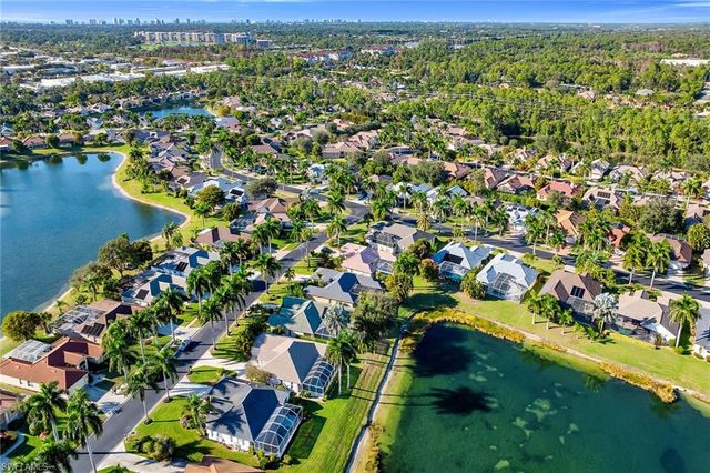 934 Marble DR, Naples, FL 34104