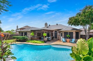 909 Bayshore Drive, Mansfield, TX 76063