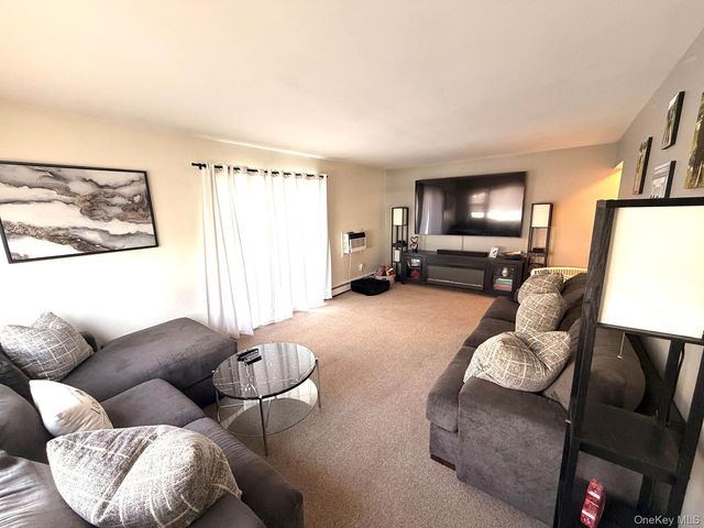 101 Harding Avenue 2nd Fl, Long Beach, NY 11561