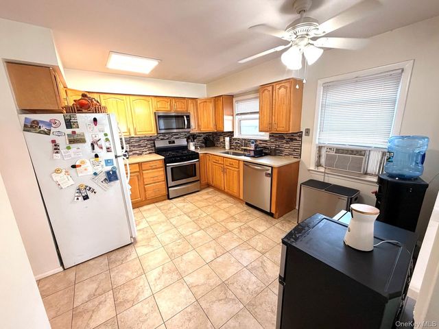 101 Harding Avenue 2nd Fl, Long Beach, NY 11561