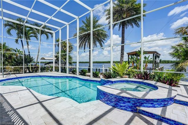 5640 Williams DR, Fort Myers Beach, FL 33931