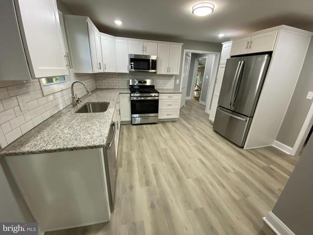 7700 CHESTNUT AVE, Baltimore, MD 21234