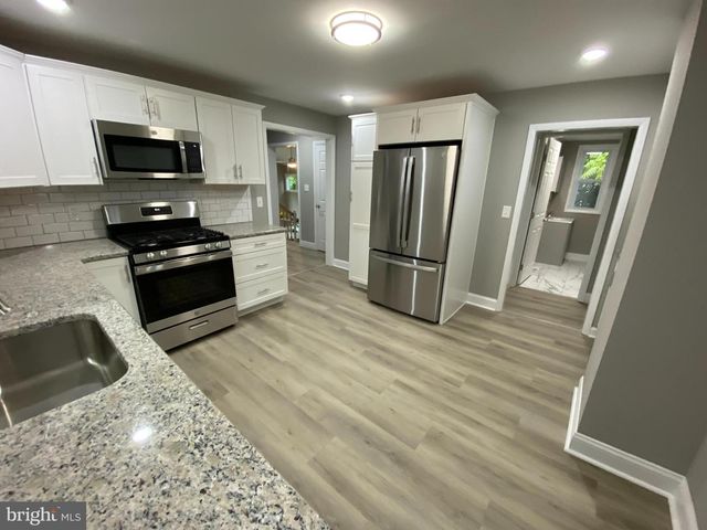 7700 CHESTNUT AVE, Baltimore, MD 21234