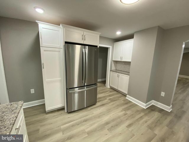 7700 CHESTNUT AVE, Baltimore, MD 21234