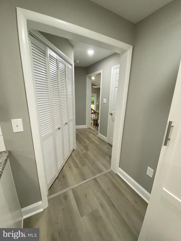 7700 CHESTNUT AVE, Baltimore, MD 21234