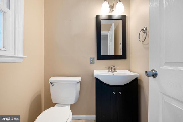 1211 ELDERON, Wilmington, DE 19808