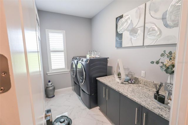 492 ADAMS VIEW LANE, Auburndale, FL 33823