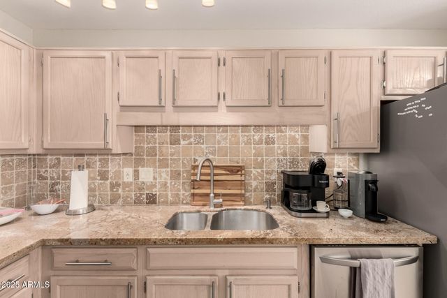 15050 N THOMPSON PEAK Parkway 1035, Scottsdale, AZ 85260