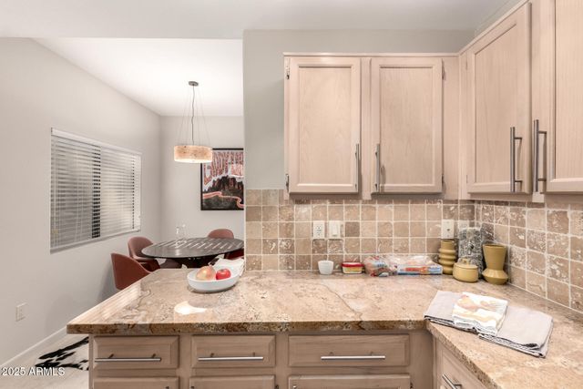 15050 N THOMPSON PEAK Parkway 1035, Scottsdale, AZ 85260