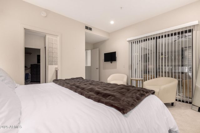 15050 N THOMPSON PEAK Parkway 1035, Scottsdale, AZ 85260