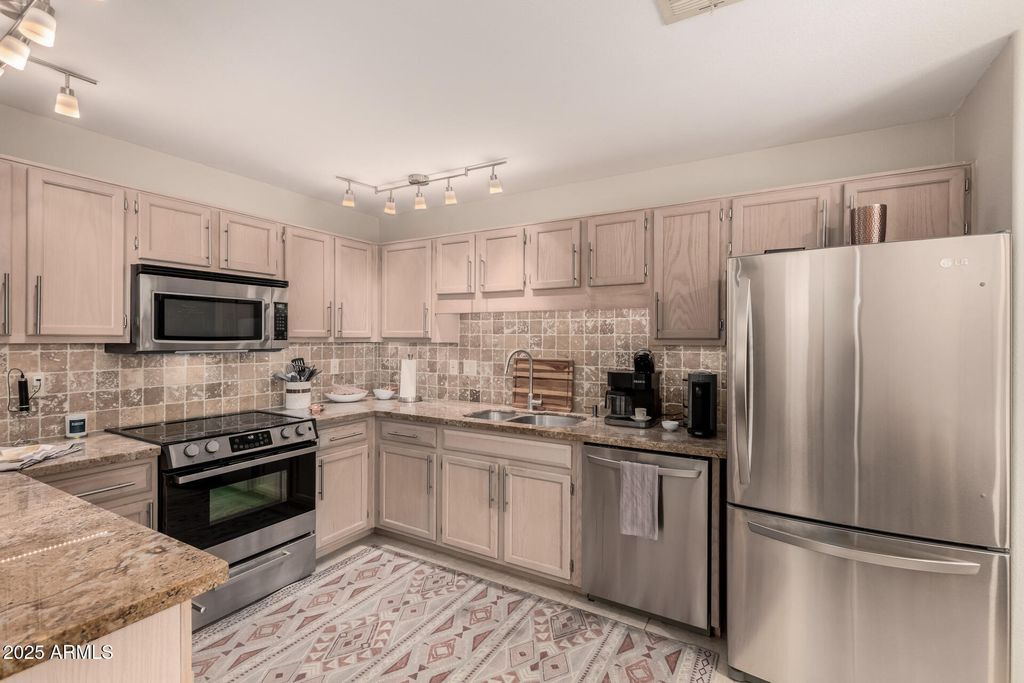 15050 N THOMPSON PEAK Parkway 1035, Scottsdale, AZ 85260 — photo 2
